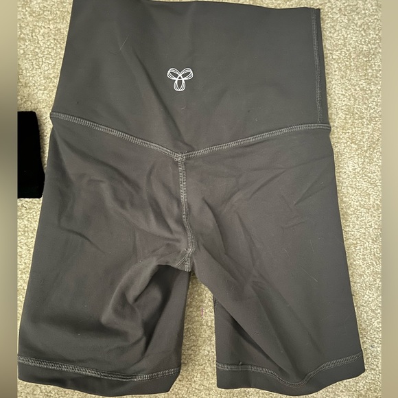 Brand New 2XS TNA Biker shorts - Picture 1 of 3